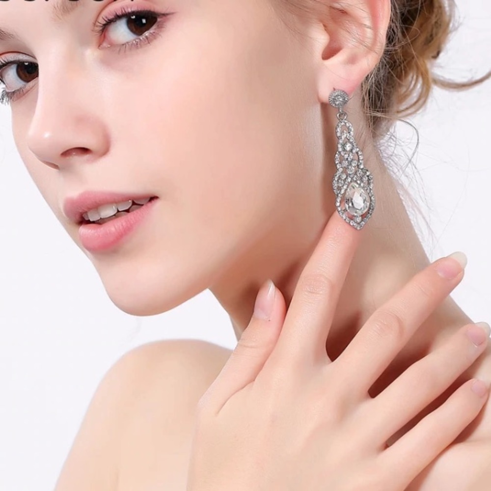🌟 Rhinestone Crystal Party Wedding Earrings - Picture 2 of 5